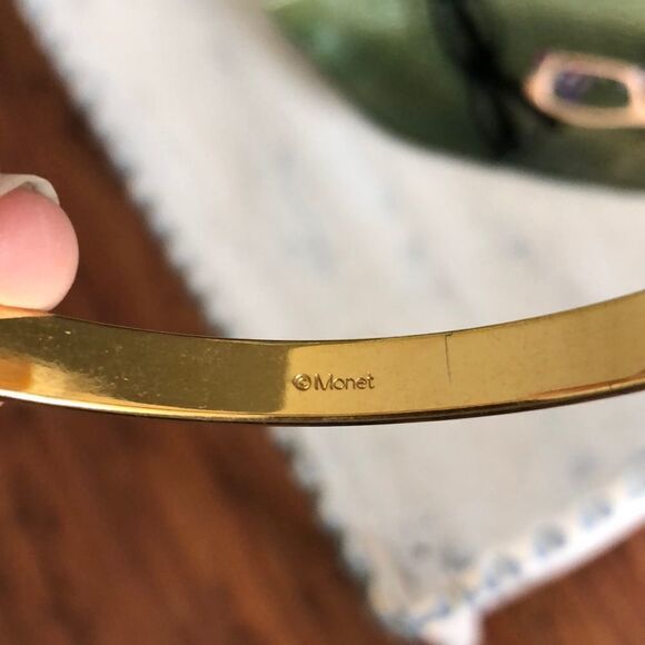 Monet White enamel and gold thin bangle bracelet. - Picture 3 of 4